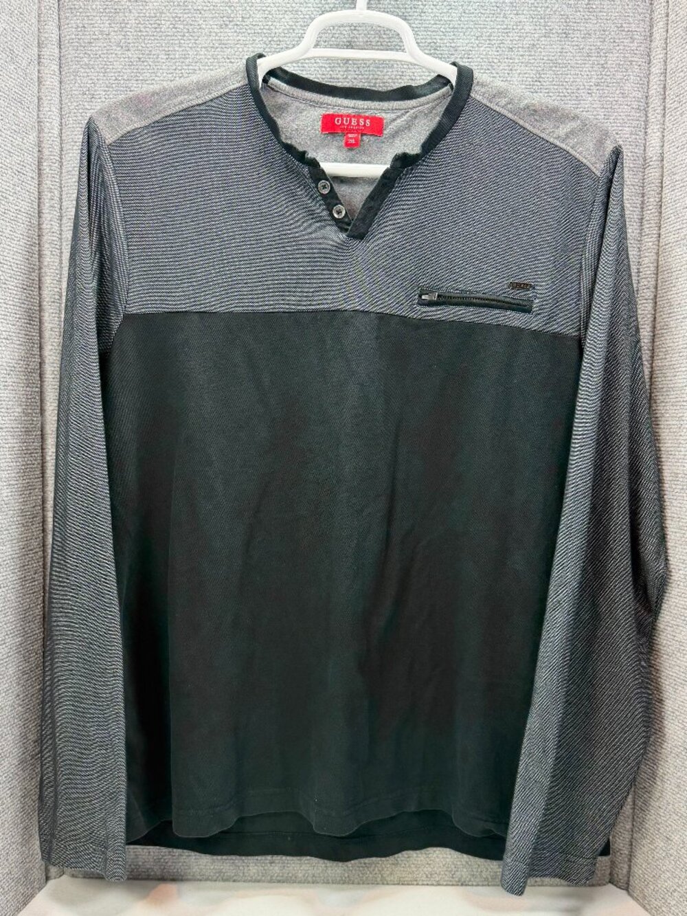 GUESS Mens 2XL Black Gray Colorblock Henley Long Sleeve Shirt